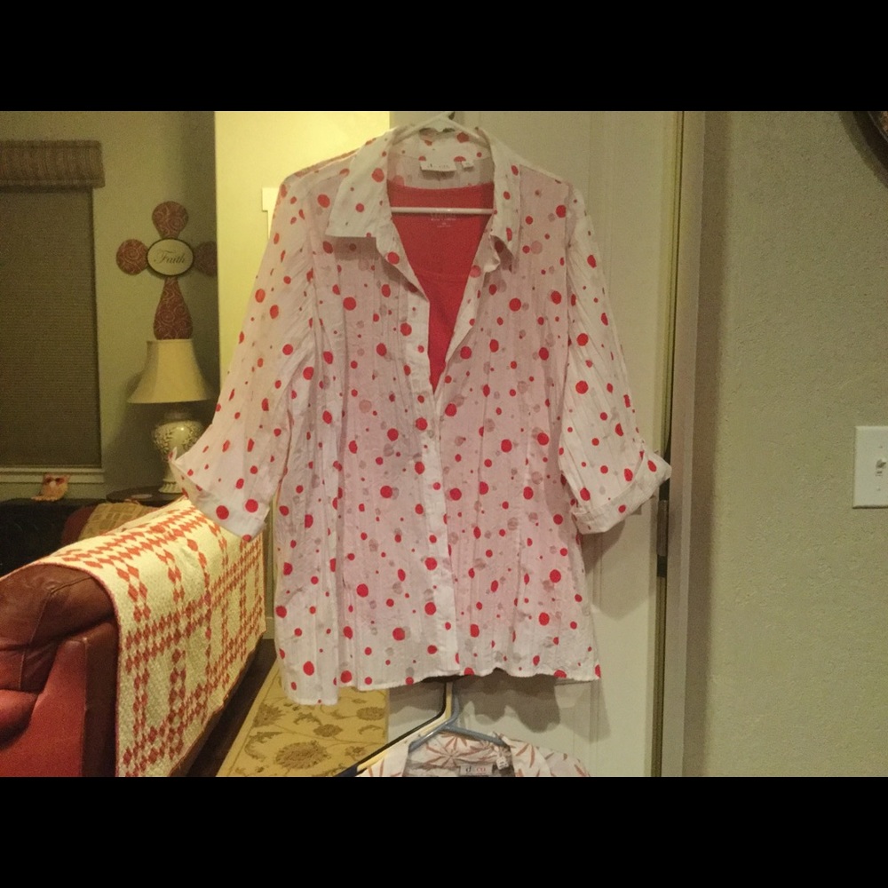 Ladies shirt & tank